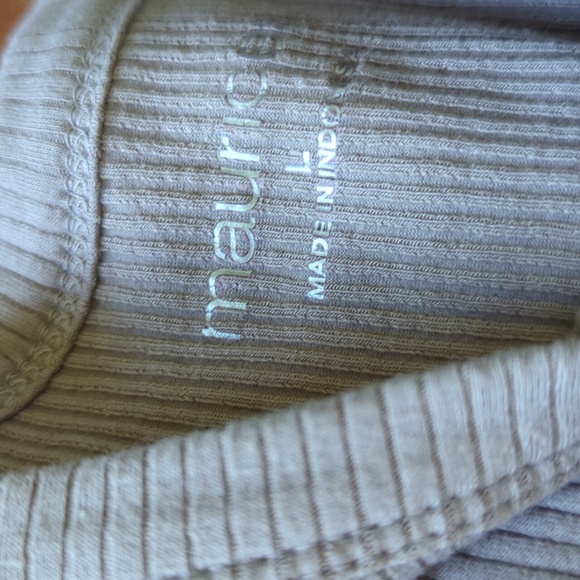 Tank top bundle - Picture 3 of 12